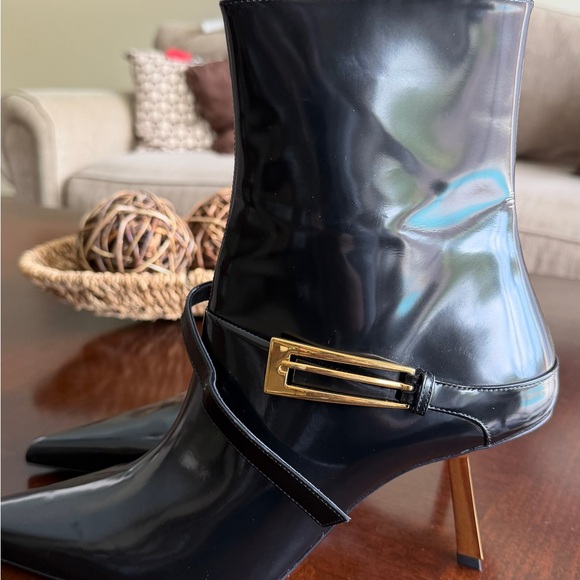 Saint Laurent Black Patent  Lee Pointed Toe Ankle Boots Accents NWT - Picture 3 of 16